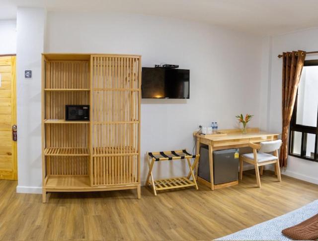 Thai Life Guesthouse Khaolak カオラック エクステリア 写真