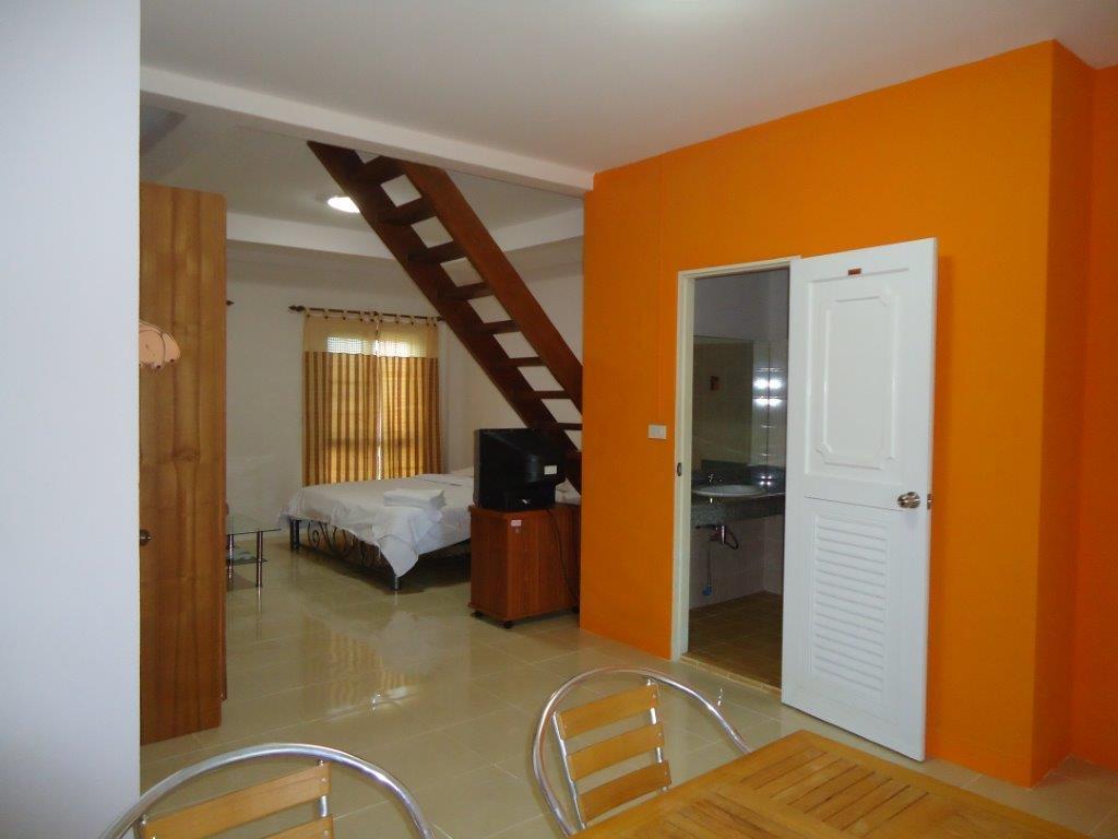 Thai Life Guesthouse Khaolak カオラック エクステリア 写真